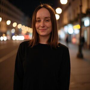 Meet your Posher, Estelle